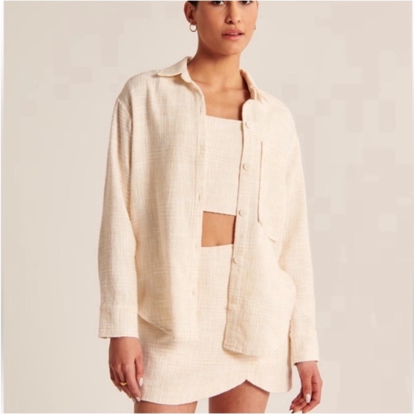 Abercrombie & Fitch Tops - NEW Abercrombie Oversized Tweed Button Down Shirt | Color: Cream